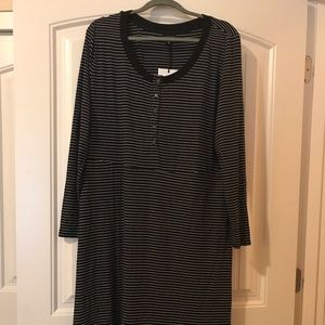 1X Who What Wear Black and White striped dress